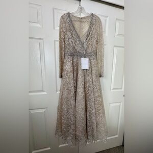 MAC DUGGAL Dress Size 6 Evening Gown Silver NEW Midi Wrap Over Long Sleeve Lace